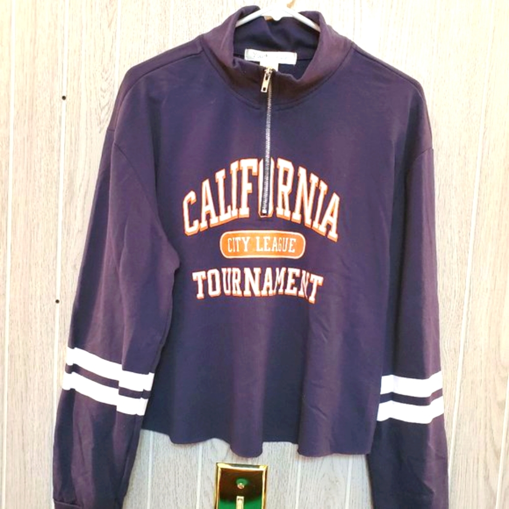 Youth In Revolt Pullovet  Crop Sweatshirt 1/4 Zip ~ Navy - NWT Jr's M